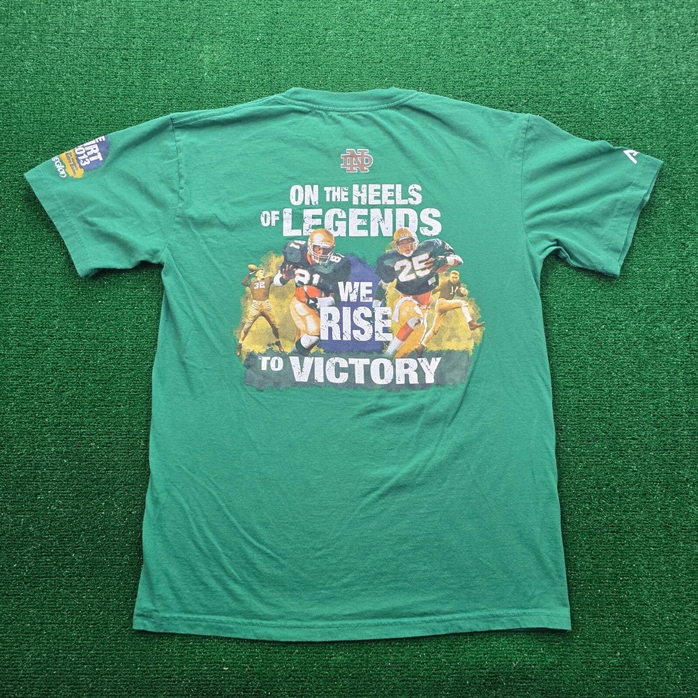 Notre Dame Fighting‎ Irish 2013 Rise To Victory Tshirt Mens Large Green Football